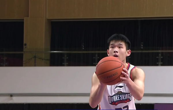 贝格富 篮球媒体人：林葳要与CBA说再见！